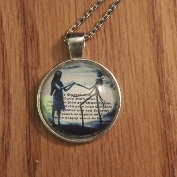 Luxubaby Jewelry - Nightmare Before Christmas Necklace by Luxubaby - Like New